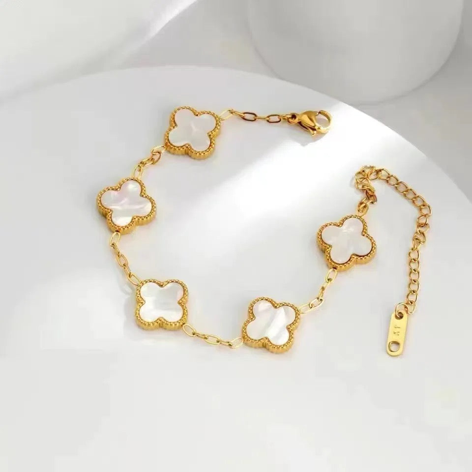 Gold Clover Leaf Bracelet