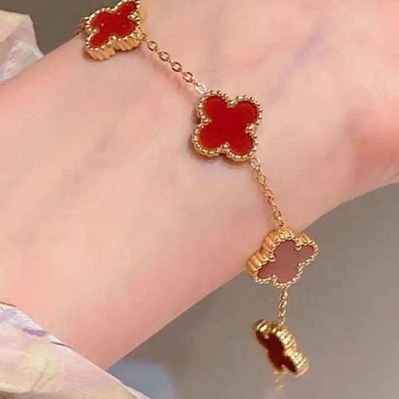 Gold Clover Leaf Bracelet